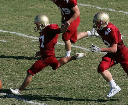 ayx爱游戏官网-上海申花客场再度失利，亚冠连败继续，上海申花亚冠录像