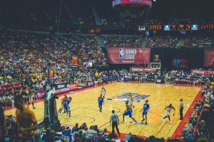 爱游戏体育-上海申花客场失利，继续维持亚冠魔咒，上海申花的比赛